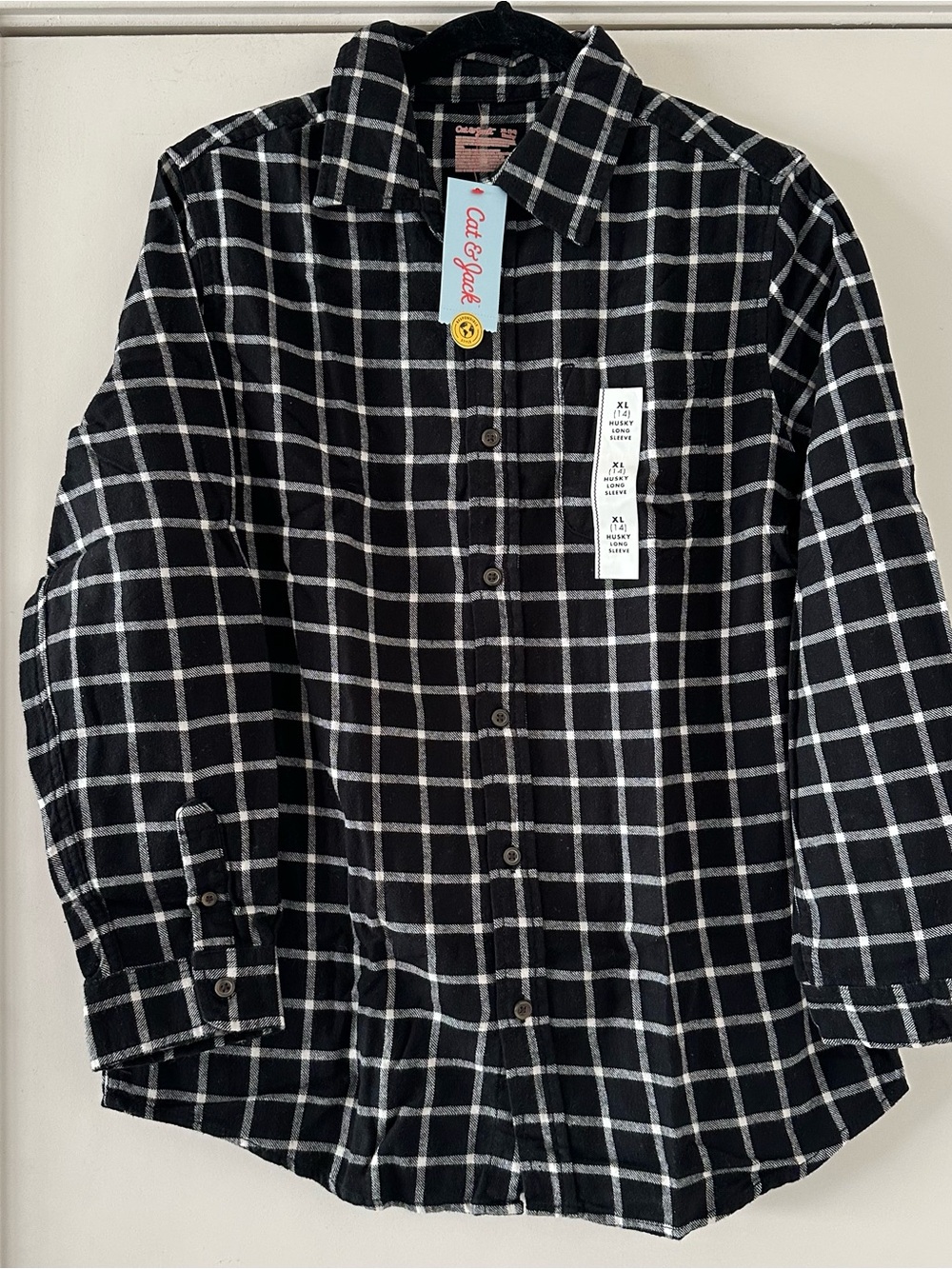 Cat & Jack Black and White Plaid Flannel Long Sleeve Button-Down Kids Shirt